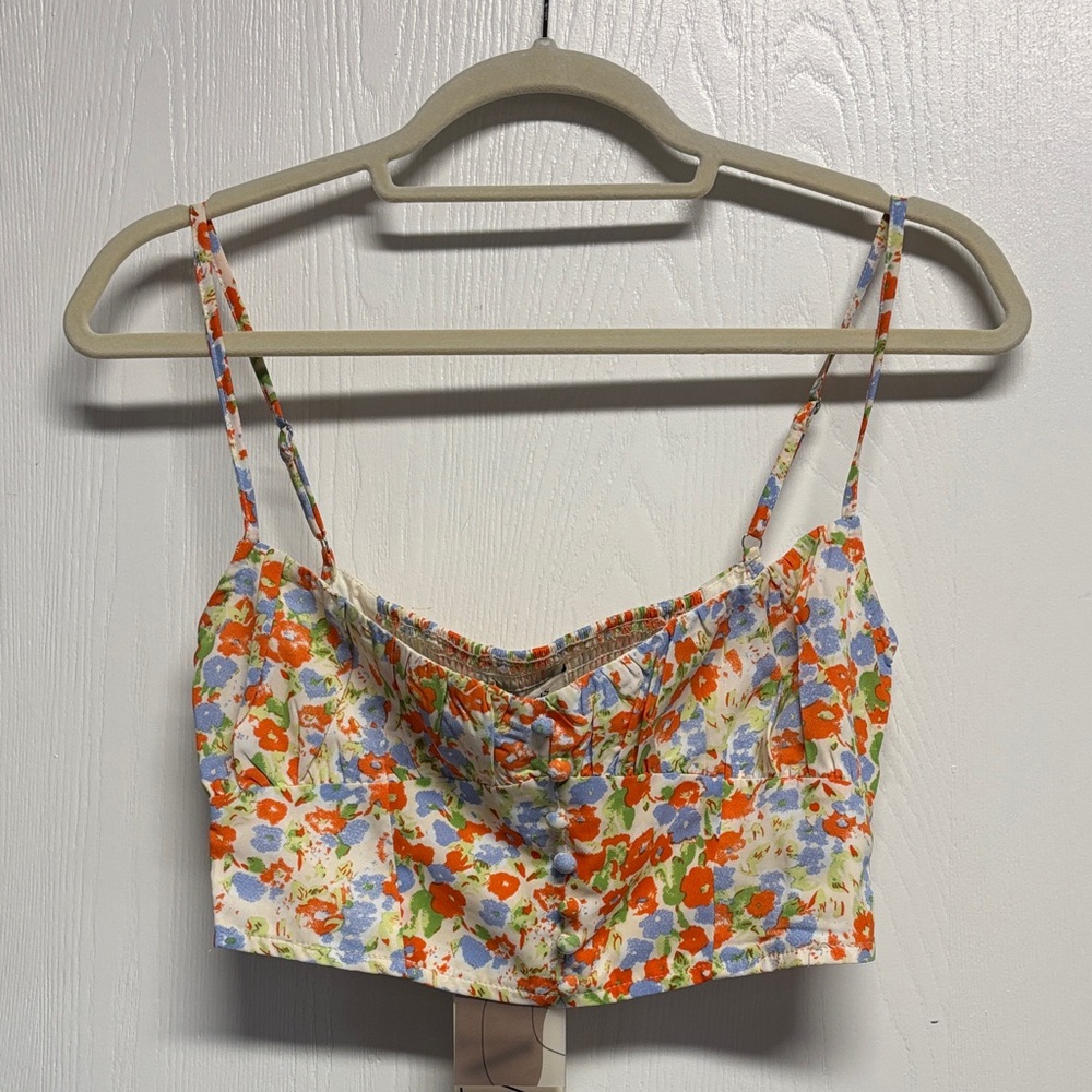 Floral Spaghetti Seersucker‎ Strap Cropped Tank Top. Blue, orange, white.  XS